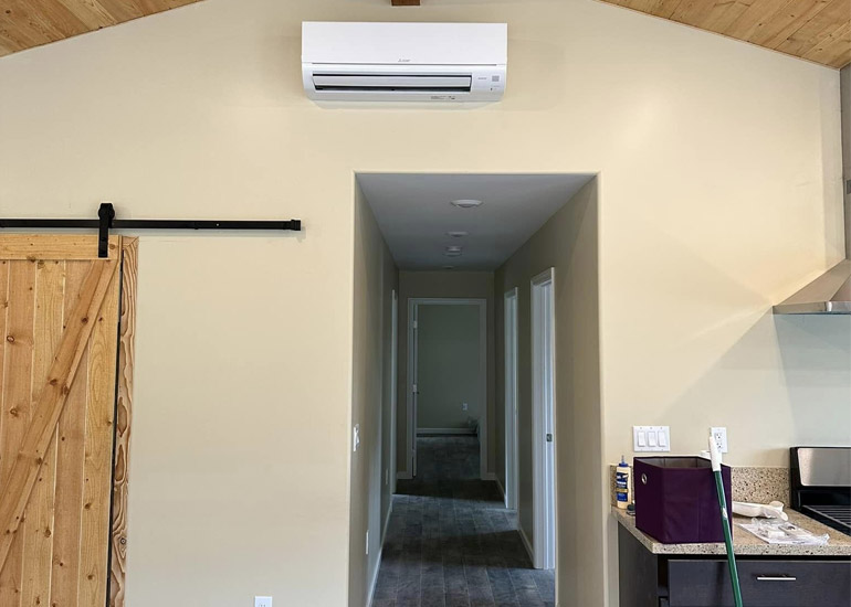 what should humidity be in a house with air conditioning?